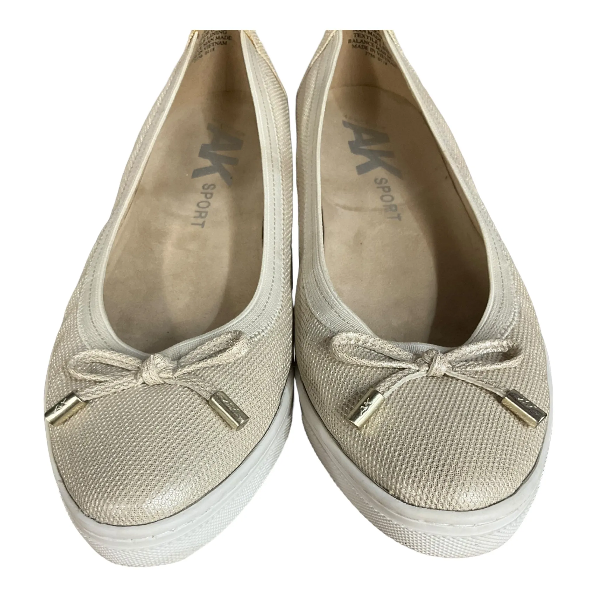 Beige Shoes Flats Anne Klein, Size 8