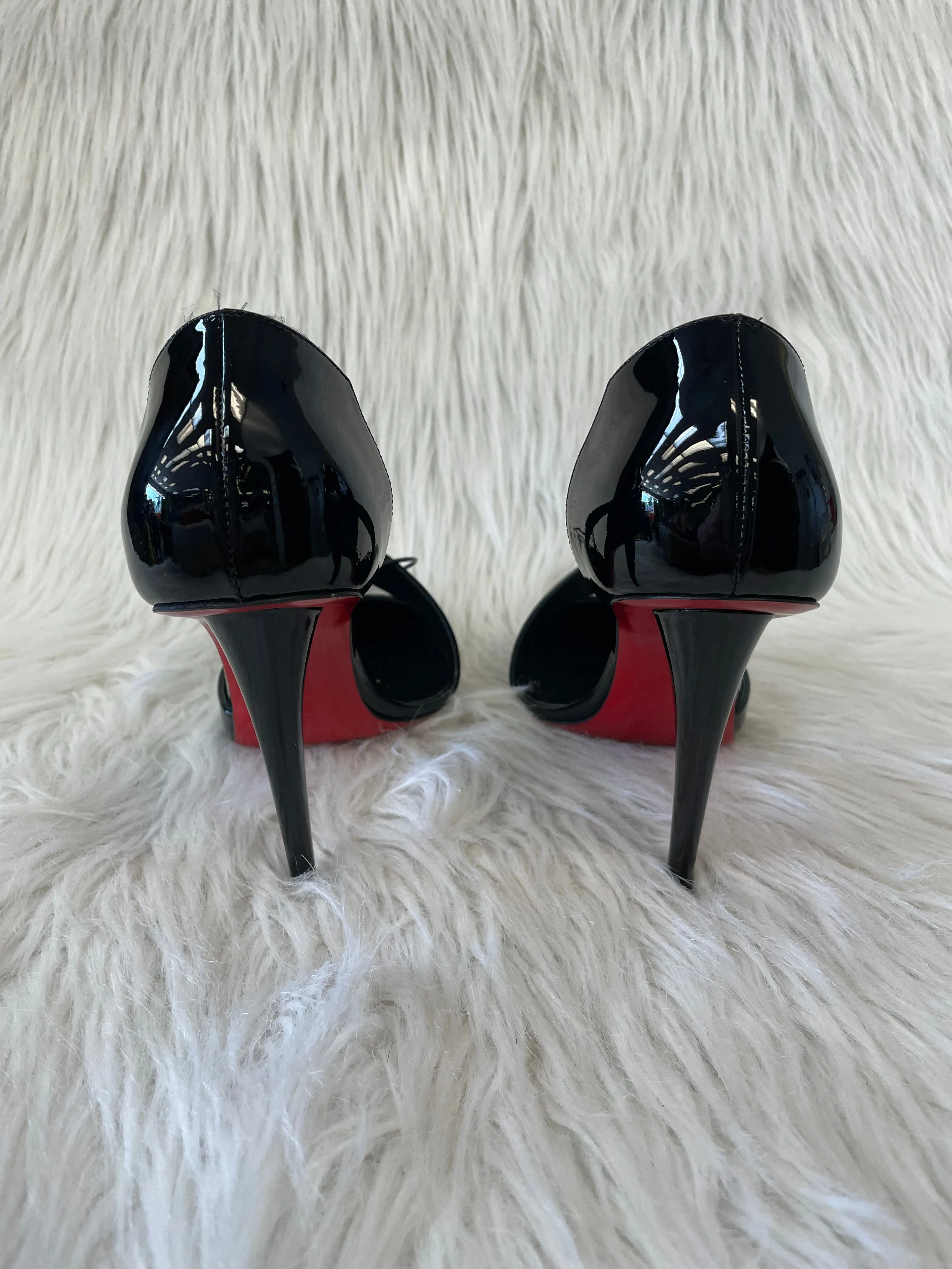 Black & Red Shoes Luxury Designer Christian Louboutin, Size 7