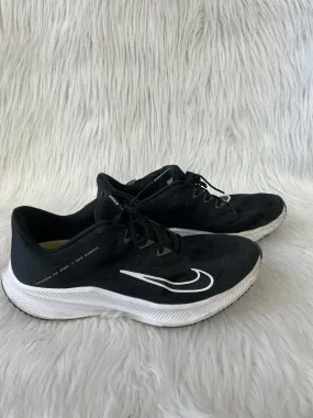 Black & White Shoes Athletic Nike, Size 11